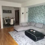 Iva Lux Stan Na Dan Appartamento *