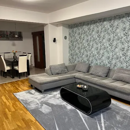 Iva Lux Stan Na Dan بانيا لوكا