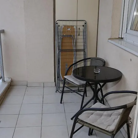 Iva Lux Stan Na Dan شقة *