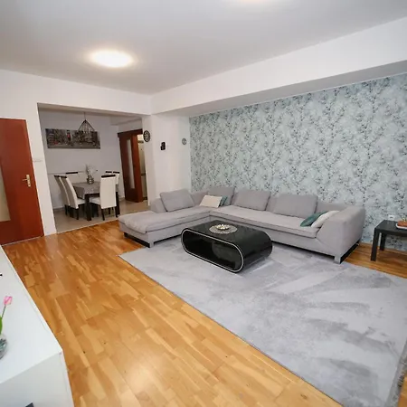 Lägenhet Iva Lux Stan Na Dan Banja Luka