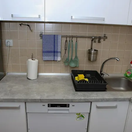 Iva Lux Stan Na Dan *