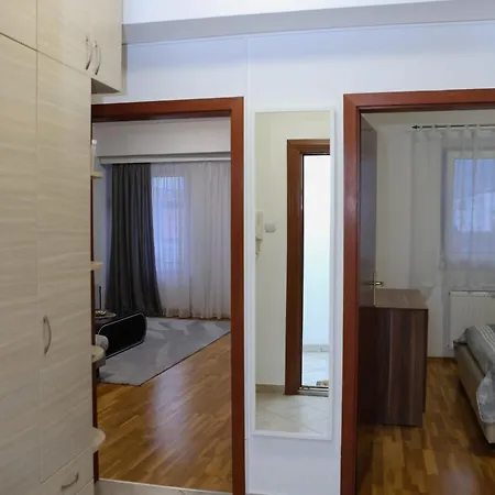 Iva Lux Stan Na Dan شقة *